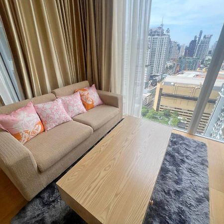 2 Bedroom Luxury Apartment 3 Min Walk From Bts Ekkamai Bangkok Exterior foto