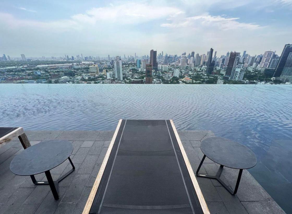 2 Bedroom Luxury Apartment 3 Min Walk From Bts Ekkamai Bangkok Exterior foto