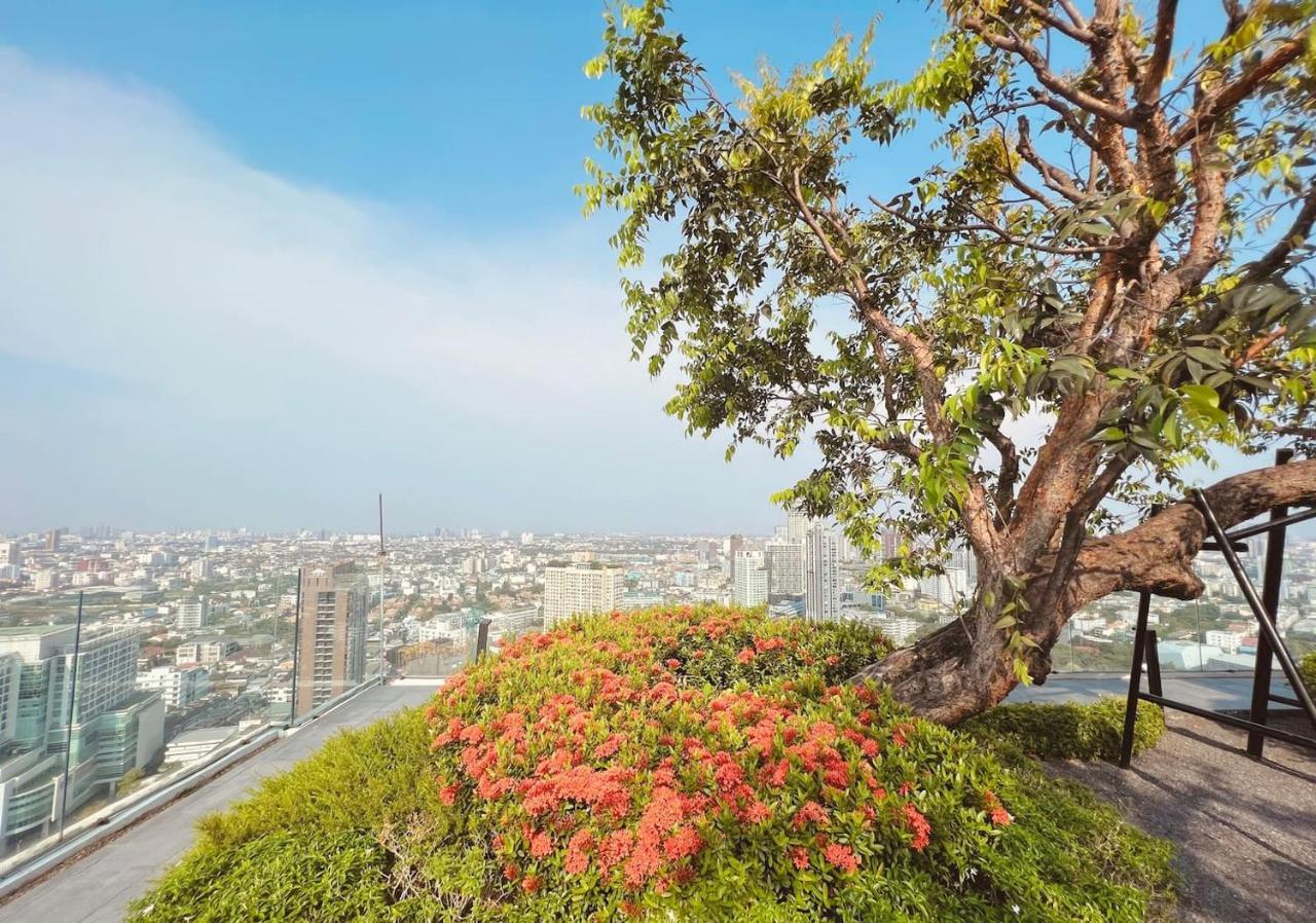 2 Bedroom Luxury Apartment 3 Min Walk From Bts Ekkamai Bangkok Exterior foto