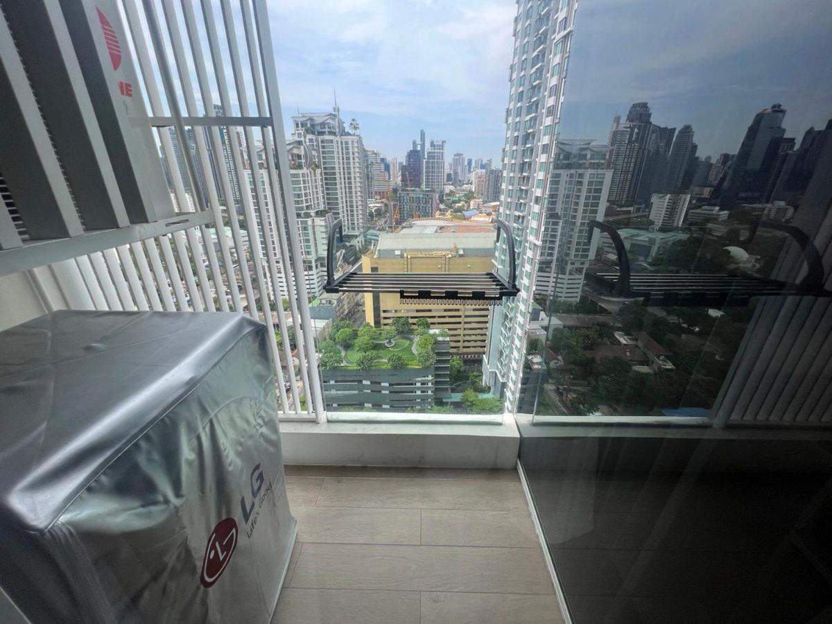 2 Bedroom Luxury Apartment 3 Min Walk From Bts Ekkamai Bangkok Exterior foto